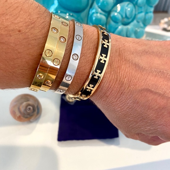 NWOT Authentic Luxury Minimalist Tory Burch Enamel Raised Logo Cuff - Picture 7 of 17